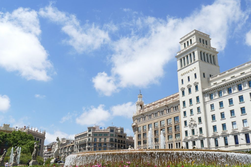 Elegancia y Confort: Transfer Privado de Lujo en Barcelona