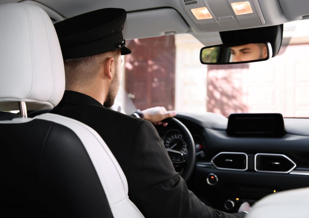 Los Mejores Servicios de Chofer Privado en Barcelona: Likedrivers te lleva al Destino